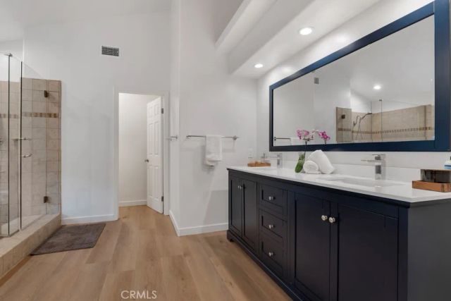 5038 Durant Court, Oak Park, CA 91377