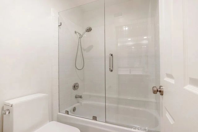 5038 Durant Court, Oak Park, CA 91377