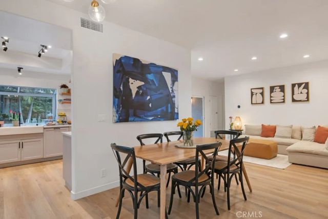 5038 Durant Court, Oak Park, CA 91377