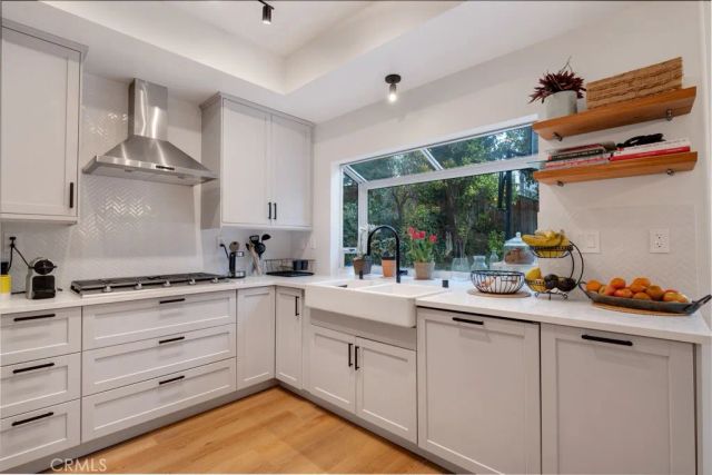 5038 Durant Court, Oak Park, CA 91377