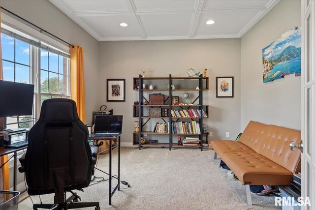 1600 E SPRUCE Street, Chatham, IL 62629