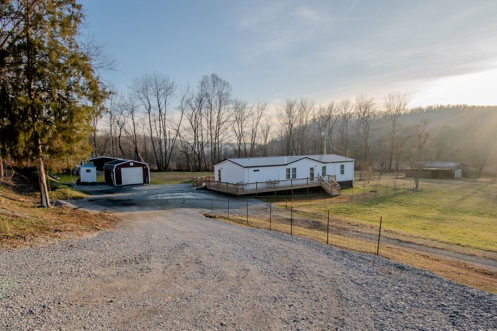 4489 Muses Mill Road, Wallingford, KY 41093