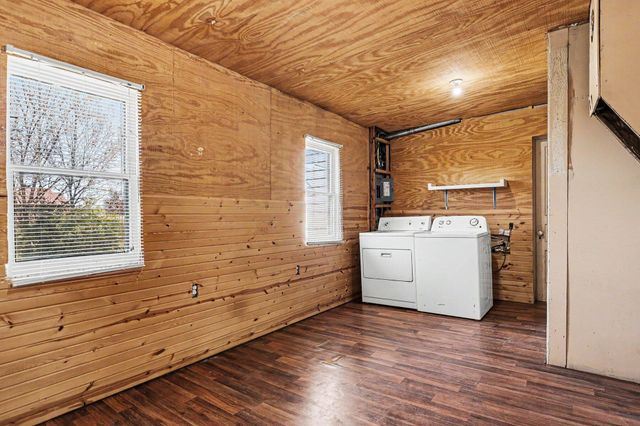 3304 S Greenville Road, Montcalm Twp, MI 48838