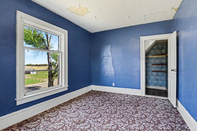 3304 S Greenville Road, Montcalm Twp, MI 48838