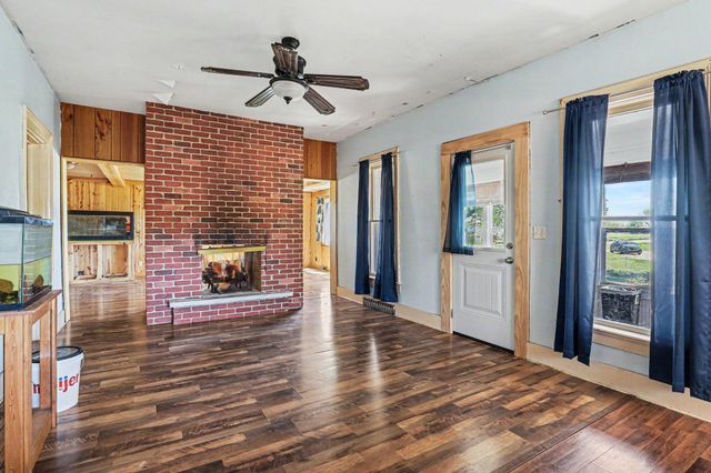3304 S Greenville Road, Montcalm Twp, MI 48838