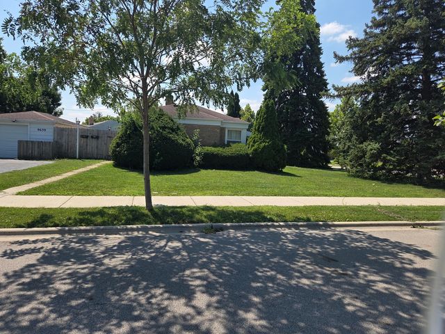 9639 Johanna Avenue, Franklin Park, IL 60131