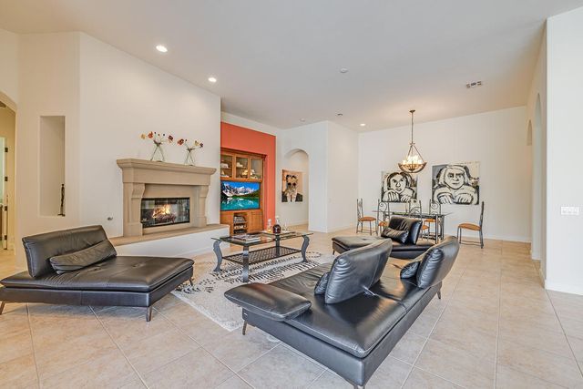 46248 Point Happy Way, La Quinta, CA 92253