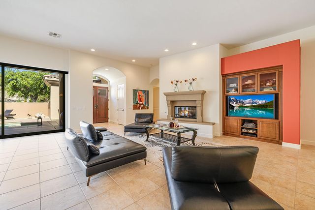 46248 Point Happy Way, La Quinta, CA 92253