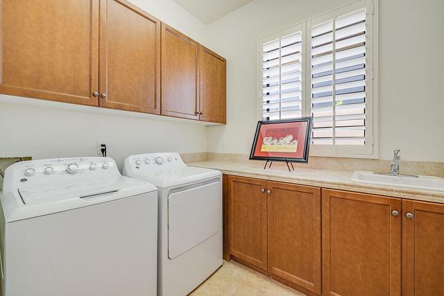 46248 Point Happy Way, La Quinta, CA 92253