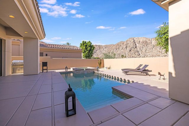 46248 Point Happy Way, La Quinta, CA 92253