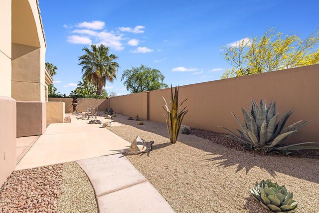 46248 Point Happy Way, La Quinta, CA 92253