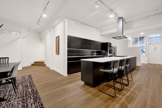 727 S Dearborn Street 311, Chicago, IL 60605