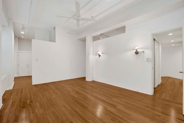 727 S Dearborn Street 311, Chicago, IL 60605