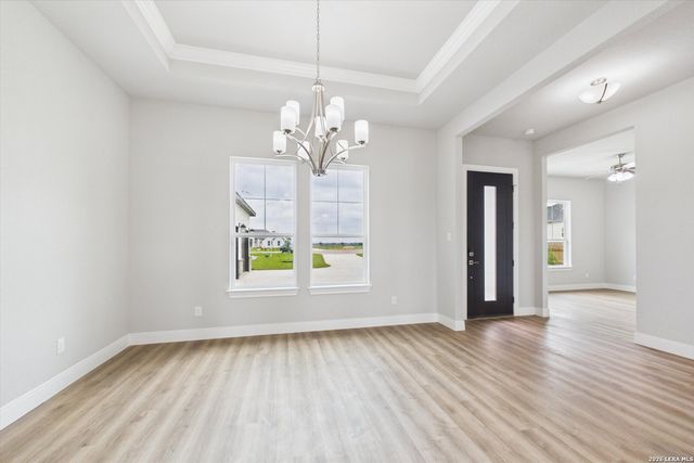 305 Venado Oaks, Castroville, TX 78009