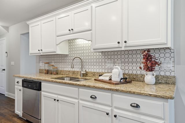 1885 Natures Way, Gulf Breeze, FL 32563