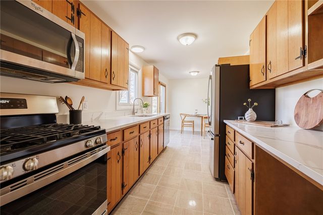 260 Buffalo Street, Canandaigua City, NY 14424