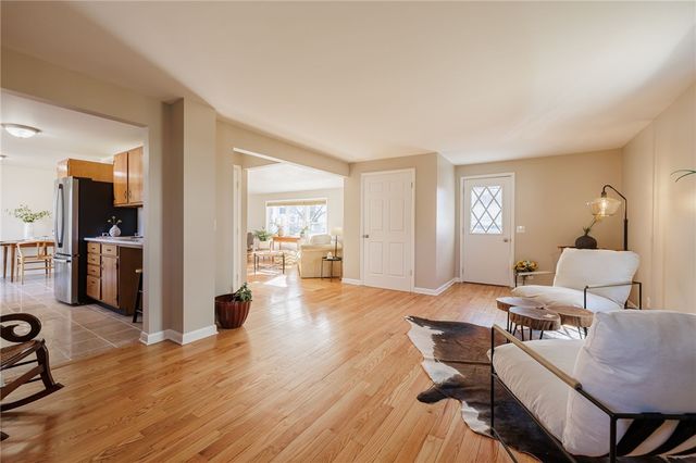 260 Buffalo Street, Canandaigua City, NY 14424