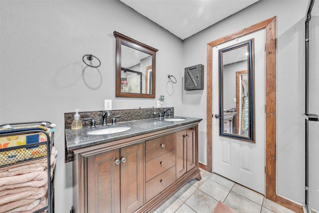 218 Private Road 3638, Springtown, TX 76082