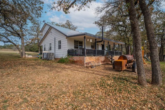218 Private Road 3638, Springtown, TX 76082