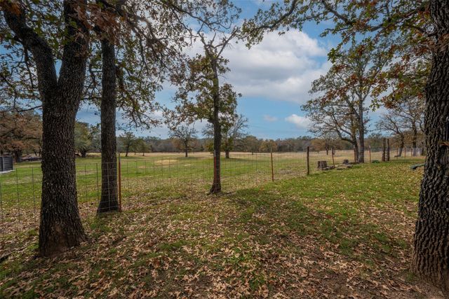 218 Private Road 3638, Springtown, TX 76082
