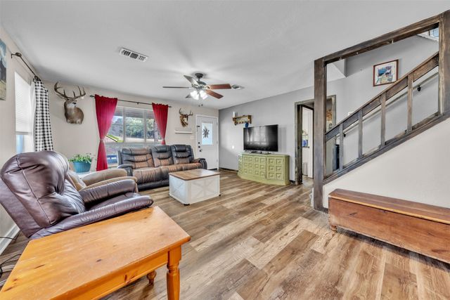 218 Private Road 3638, Springtown, TX 76082