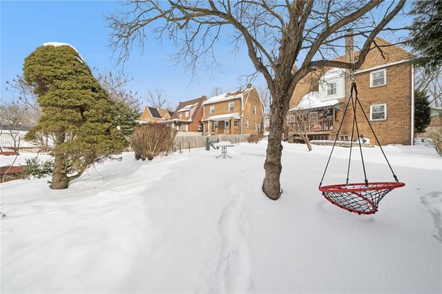 21 Berry St, Baden, PA 15005