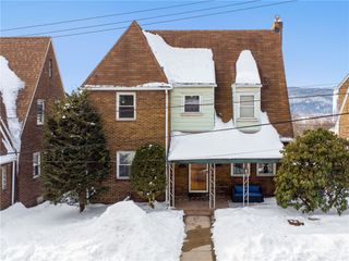 21 Berry St, Baden, PA 15005