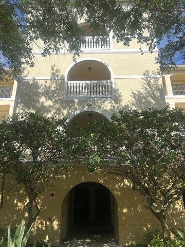 940 COOPER STREET 302, Venice, FL 34285