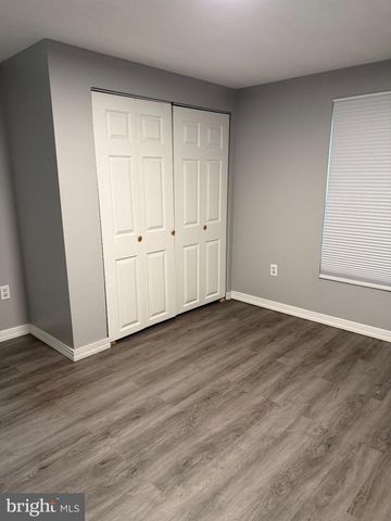 217 EAST AVE, Pitman, NJ 08071