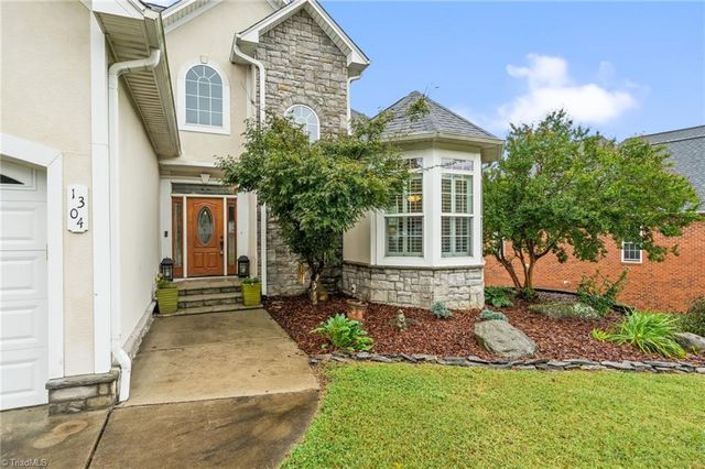 1304 Bradford Lane, Archdale, NC 27263