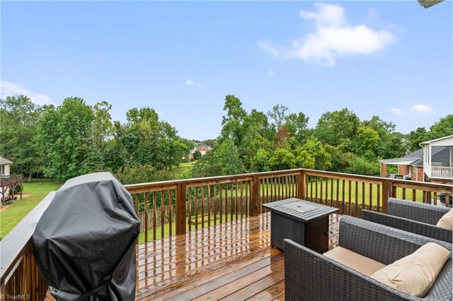 1304 Bradford Lane, Archdale, NC 27263