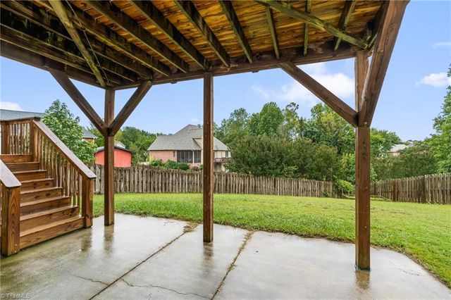 1304 Bradford Lane, Archdale, NC 27263