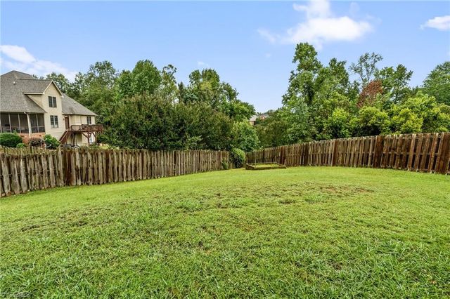 1304 Bradford Lane, Archdale, NC 27263