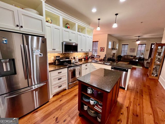 25 Charter Oak Drive, Athens, GA 30607