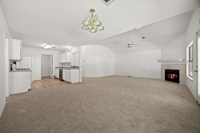 811 Carson Drive, Magnolia, TX 77354