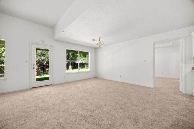 811 Carson Drive, Magnolia, TX 77354