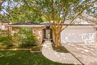 811 Carson Drive, Magnolia, TX 77354