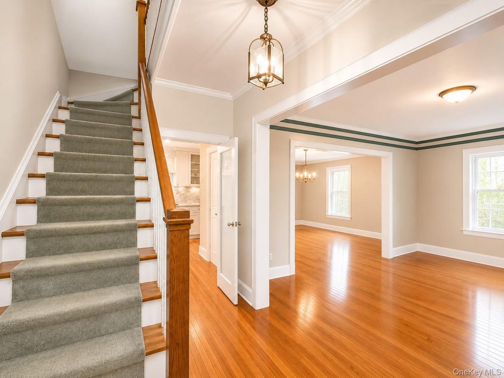 145 Lincoln Avenue, Pelham, NY 10803 — photo 4