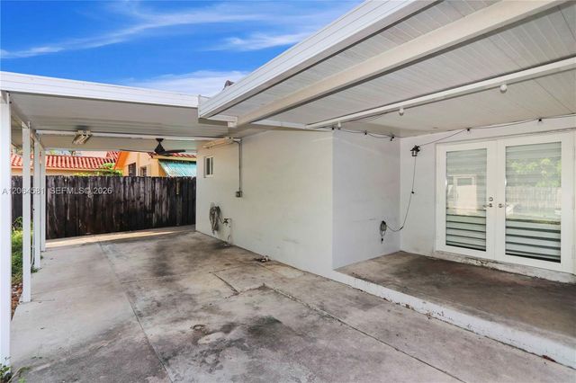 2224 SW 61st Avenue, Miami, FL 33155