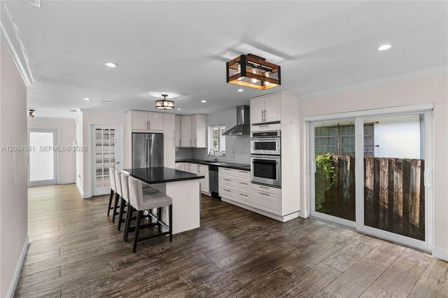 2224 SW 61st Avenue, Miami, FL 33155