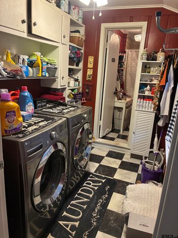 327 Fairview, Rusk, TX 75785