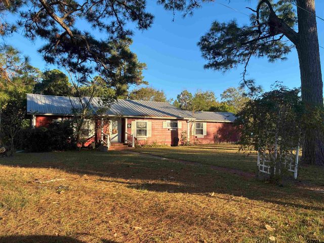 327 Fairview, Rusk, TX 75785