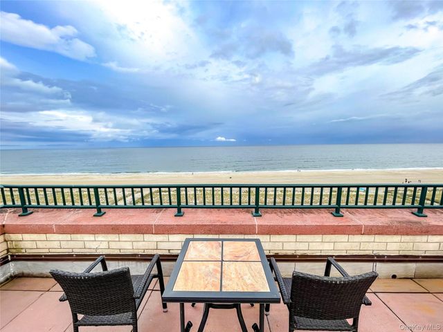 136 Beach 117th Street 3N, Rockaway Park, NY 11694