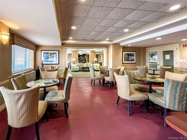 136 Beach 117th Street 3N, Rockaway Park, NY 11694