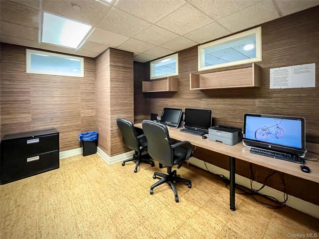 136 Beach 117th Street 3N, Rockaway Park, NY 11694