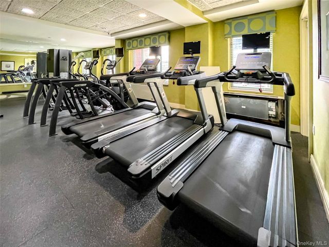 136 Beach 117th Street 3N, Rockaway Park, NY 11694