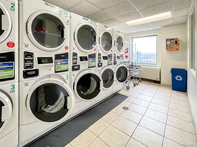 136 Beach 117th Street 3N, Rockaway Park, NY 11694