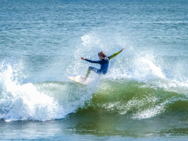 136 Beach 117th Street 3N, Rockaway Park, NY 11694