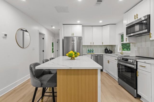 1776 Valencia Road, Decatur, GA 30032