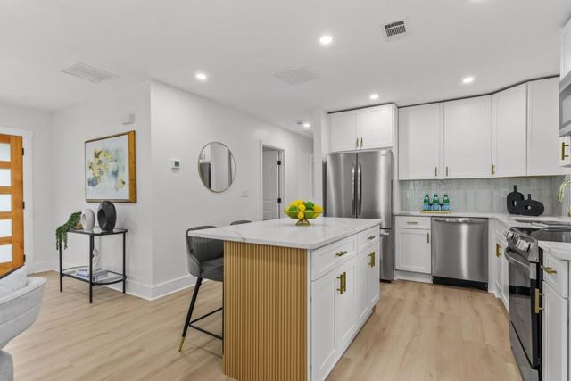 1776 Valencia Road, Decatur, GA 30032